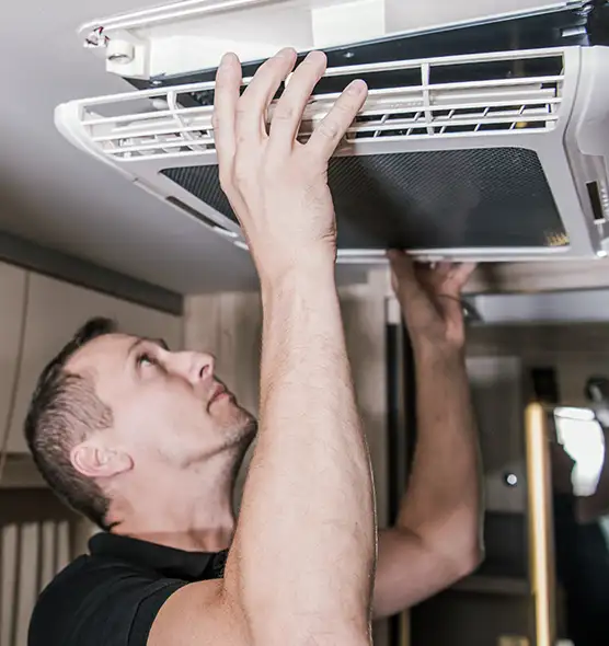  Professional Licensed And Insured Cleaners in Pearland, TX